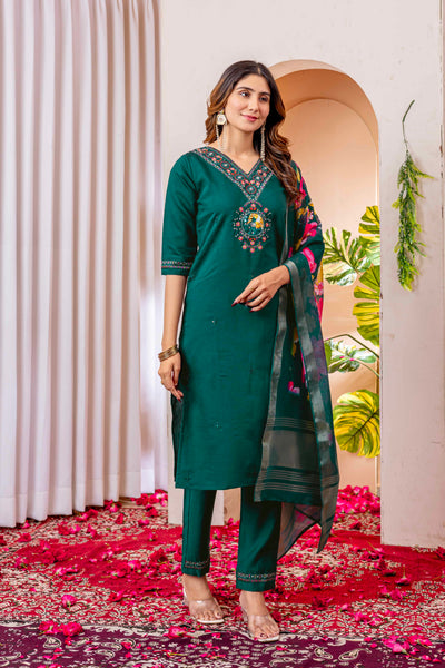 Elegant Straight Kurti Pant Dupatta Set