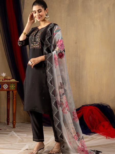 Elegant Straight Kurti Pant Dupatta Set