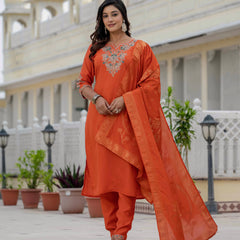 Elegant Straight Kurti Pant Dupatta Set