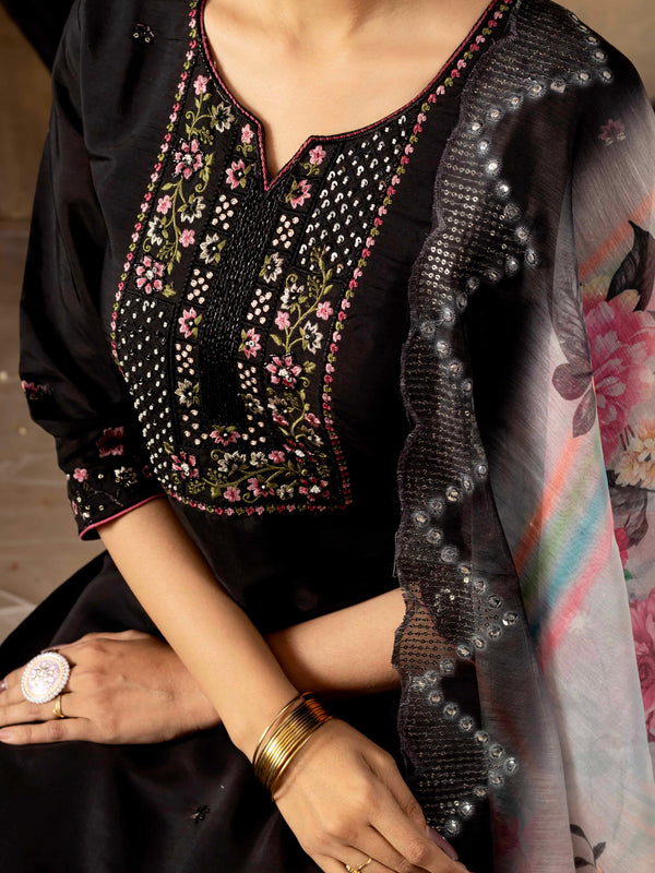 Elegant Straight Kurti Pant Dupatta Set