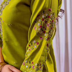 Elegant Straight Kurti Pant Dupatta Set