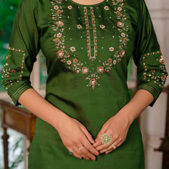 Elegant Straight Kurti Pant Dupatta Set