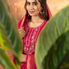 Elegant Straight Kurti Pant Dupatta Set