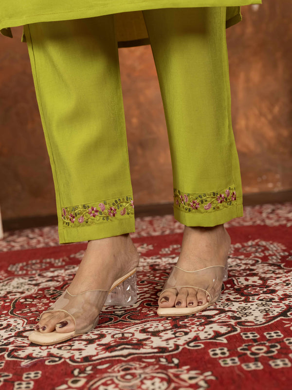 Elegant Straight Kurti Pant Dupatta Set