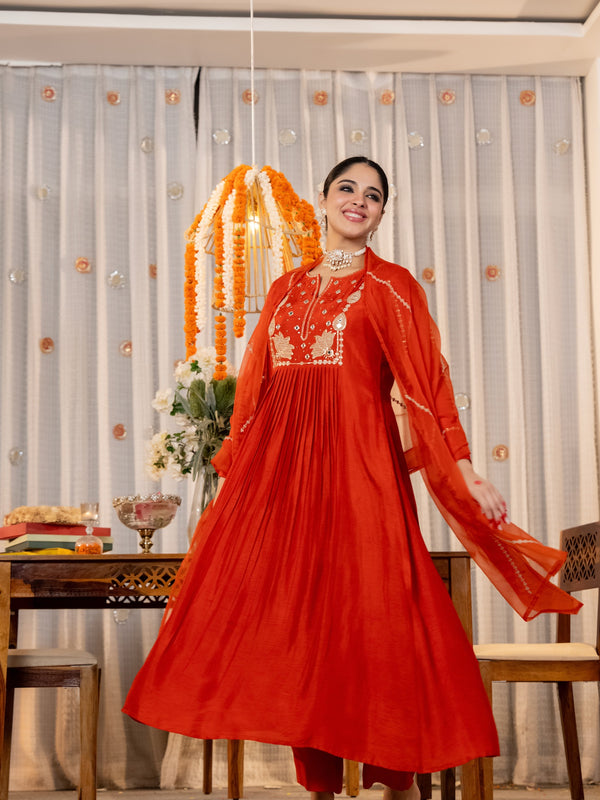Women's Chanderi Silk Embroidered Kurti Pant Set with Embroidered Chanderi Dupatta