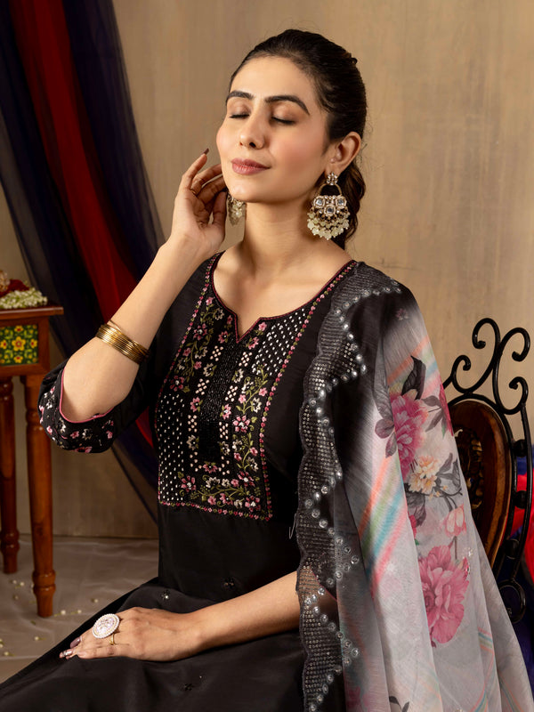 Elegant Straight Kurti Pant Dupatta Set