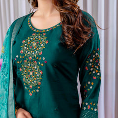Elegant Straight Kurti Pant Dupatta Set