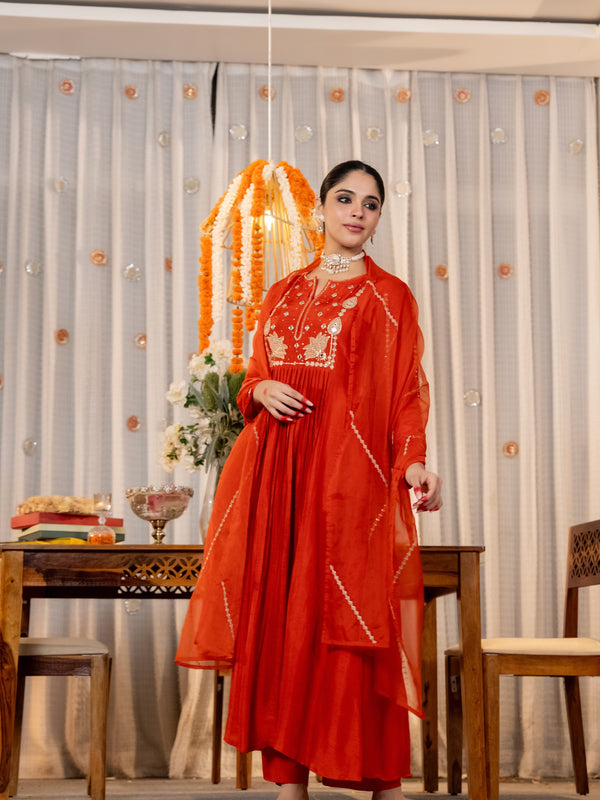 Women's Chanderi Silk Embroidered Kurti Pant Set with Embroidered Chanderi Dupatta