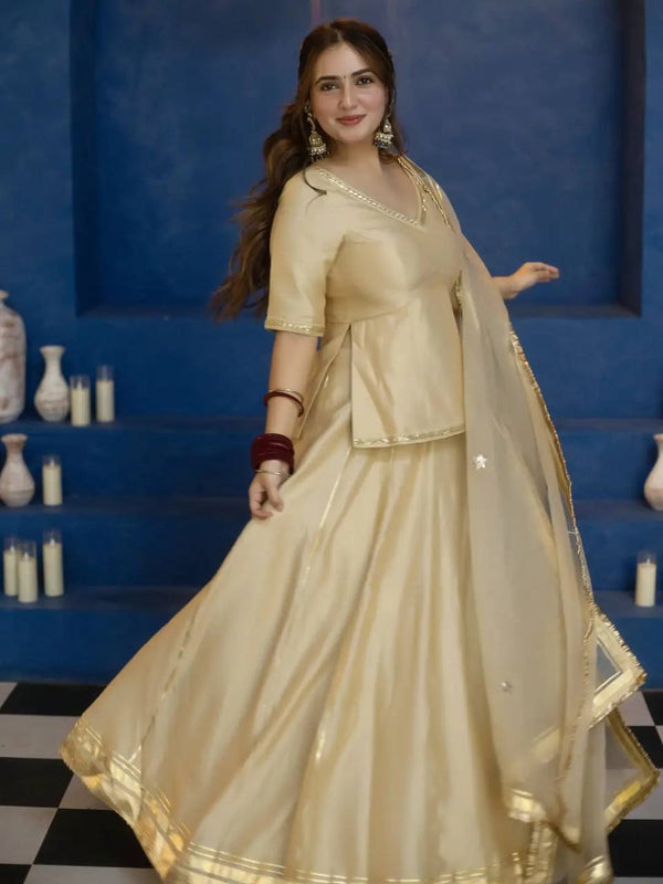 Heavy Bids hand Embroidery Work Wtih Back Side Zipper Top Lehenga