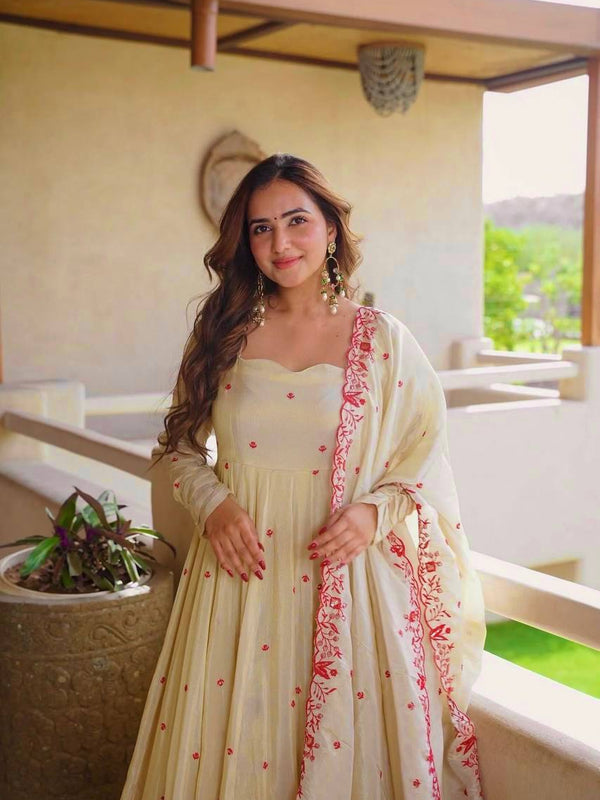 Pure Cosmos Silk Material And Thread Embroidery Work Anarkali Suit In New Fancy Style