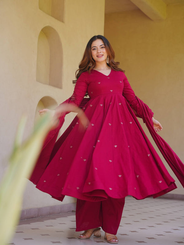 New Designer Anarkali Suit In New Fancy Style