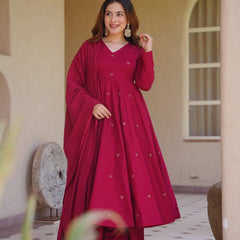 New Designer Anarkali Suit In New Fancy Style