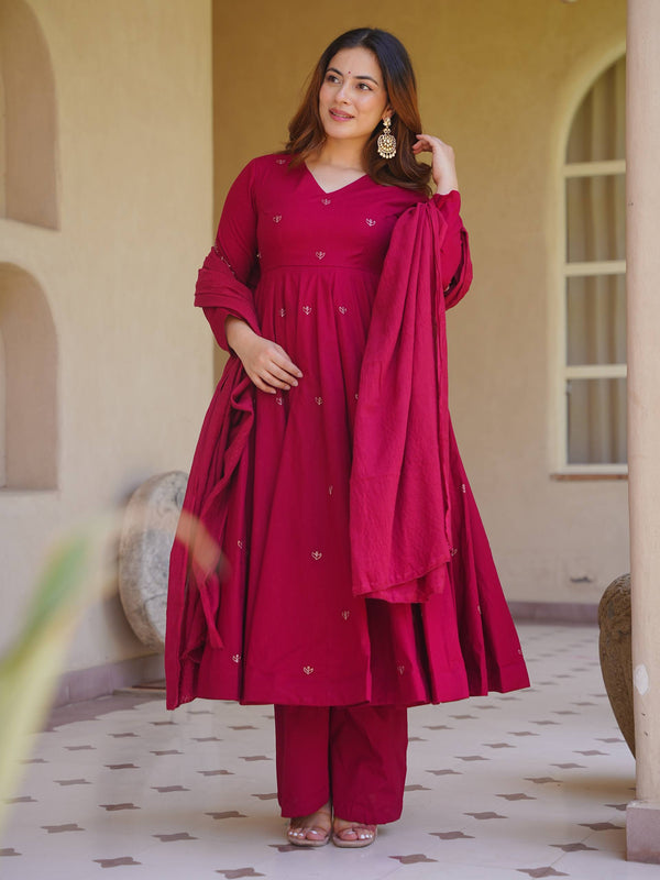 New Designer Anarkali Suit In New Fancy Style