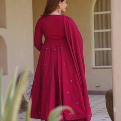 New Designer Anarkali Suit In New Fancy Style