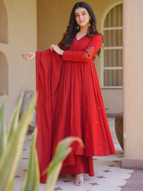 New Designer Anarkali Suit In New Fancy Style