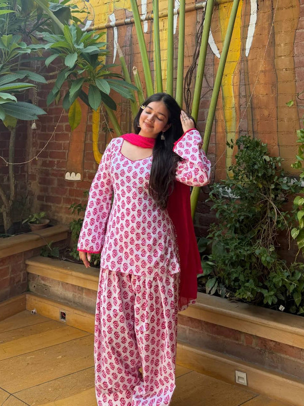 Heavy Pure Cameric Cotton Fully Fancy Sleeves With Latkan