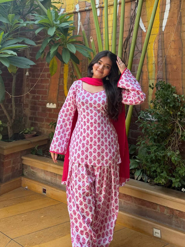 Heavy Pure Cameric Cotton Fully Fancy Sleeves With Latkan