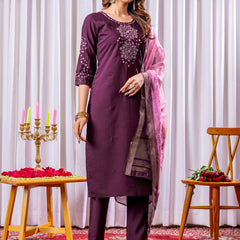 Elegant Straight Kurti Pant Dupatta Set