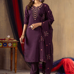 Elegant Straight Kurti Pant Dupatta Set