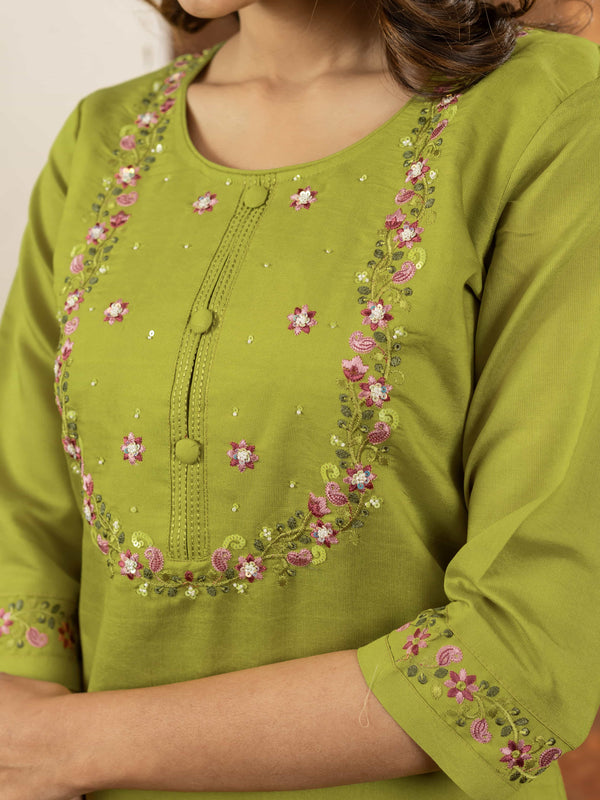 Elegant Straight Kurti Pant Dupatta Set