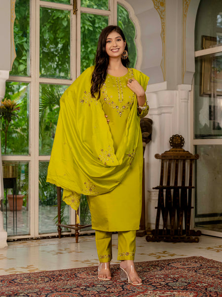 Elegant Straight Kurti Pant Dupatta Set