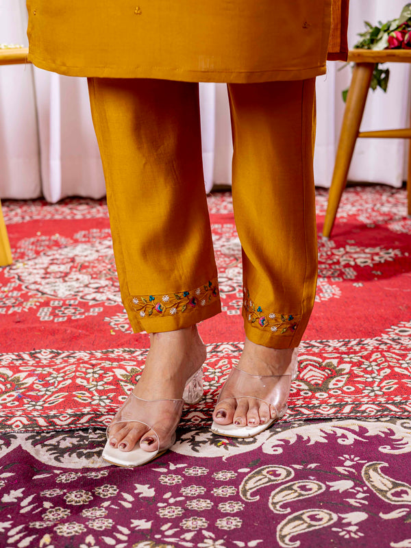 Elegant Straight Kurti Pant Dupatta Set