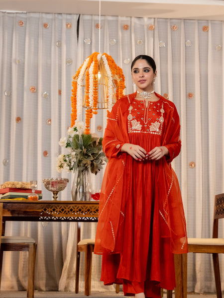 Women's Chanderi Silk Embroidered Kurti Pant Set with Embroidered Chanderi Dupatta