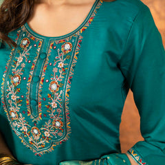 Elegant Straight Kurti Pant Dupatta Set