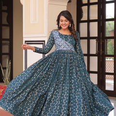 Position Print Choli Jequard Weave Gown