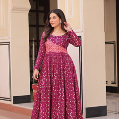 Position Print Choli Jequard Weave Gown