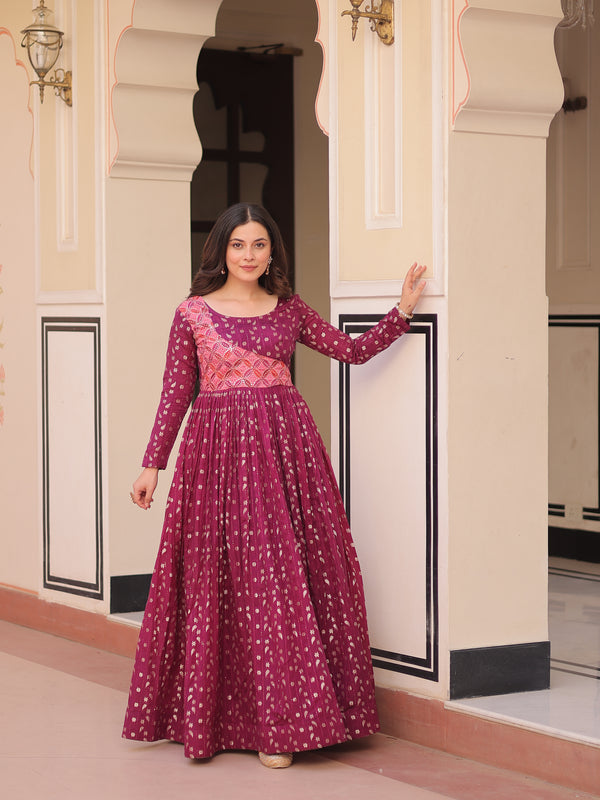 Position Print Choli Jequard Weave Gown