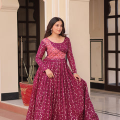 Position Print Choli Jequard Weave Gown