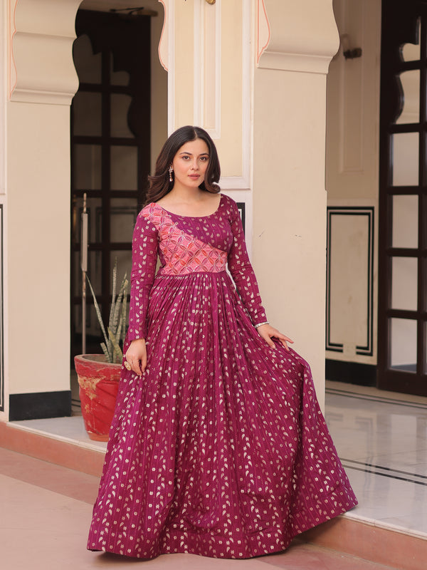 Position Print Choli Jequard Weave Gown