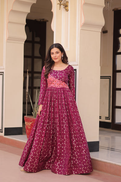 Position Print Choli Jequard Weave Gown