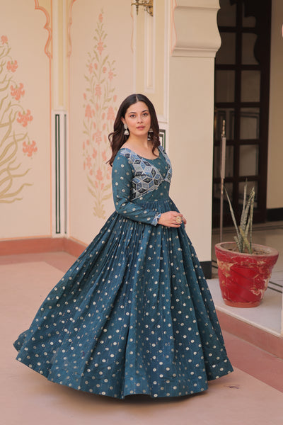 Position Print Choli Jequard Weave Gown