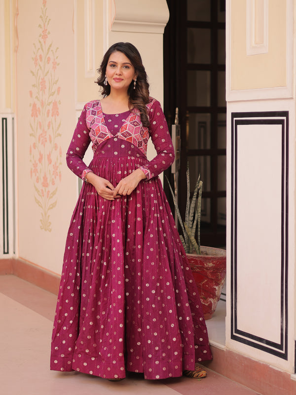 Position Print Choli Jequard Weave Gown