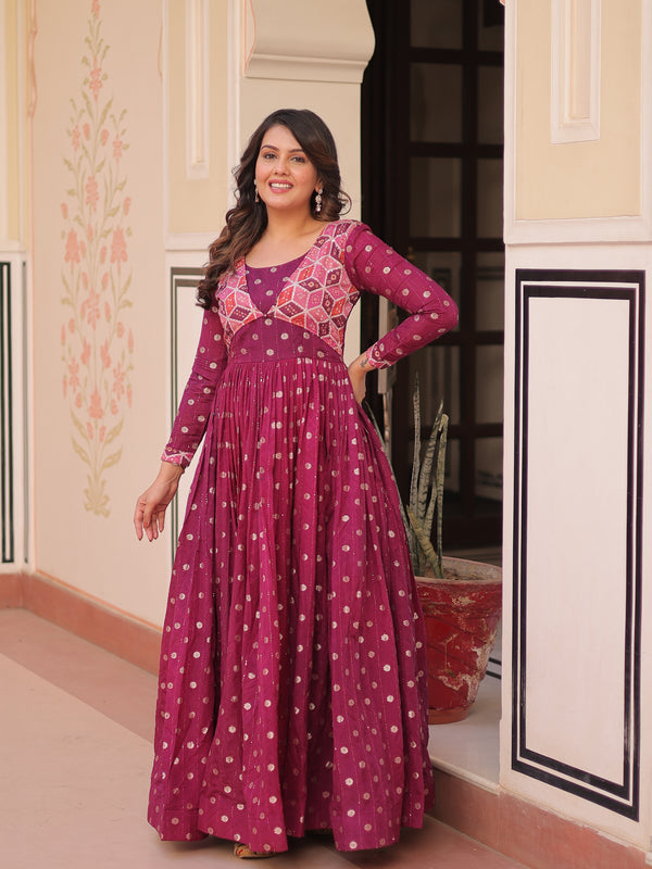 Position Print Choli Jequard Weave Gown