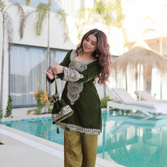 9000 Velvet Zari Coding Embroidered Top-Pant with Batwa