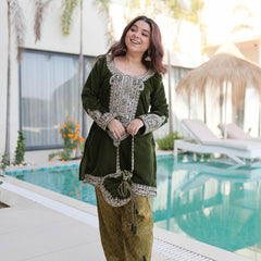 9000 Velvet Zari Coding Embroidered Top-Pant with Batwa