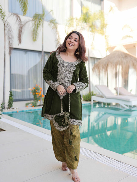 9000 Velvet Zari Coding Embroidered Top-Pant with Batwa