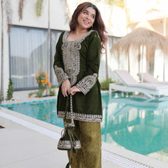 9000 Velvet Zari Coding Embroidered Top-Pant with Batwa