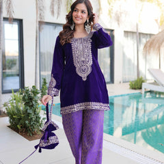 9000 Velvet Zari Coding Embroidered Top-Pant with Batwa