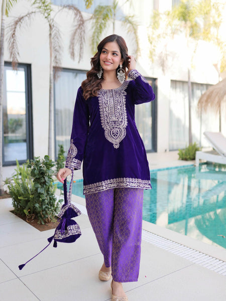 9000 Velvet Zari Coding Embroidered Top-Pant with Batwa
