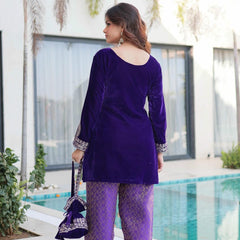 9000 Velvet Zari Coding Embroidered Top-Pant with Batwa