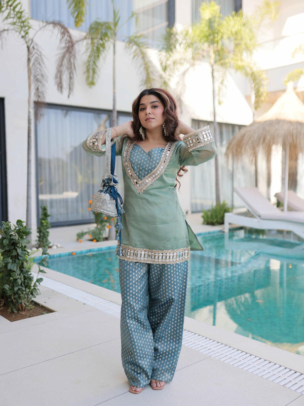 Salasa Mirror Lace Embroidered Top-Pant with Batwa