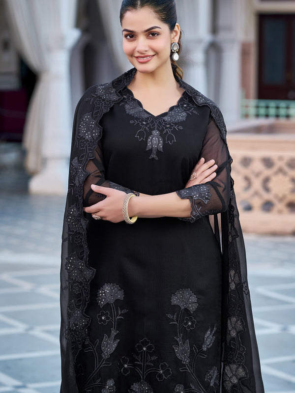 Women's Faux Blooming Georgette Embroidered Kurti Pant Set with Embroidered Dupatta