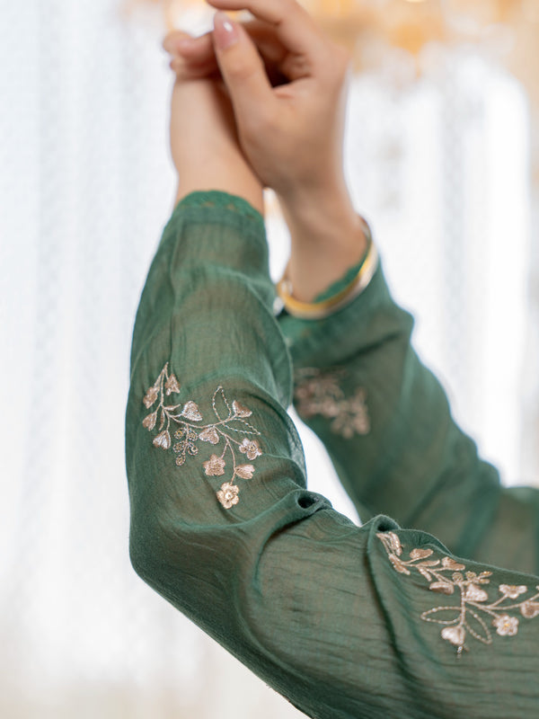 Women's Chanderi Silk Embroidered Kurti Pant Set with Embroidered Chanderi Gadhwal Dupatta