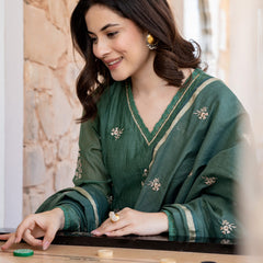 Women's Chanderi Silk Embroidered Kurti Pant Set with Embroidered Chanderi Gadhwal Dupatta