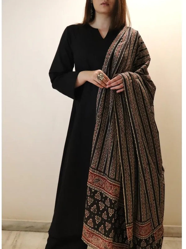 Women's Viscose Chanderi Printed Kurti Pant Set with Printed Chanderi Cotton Dupatta