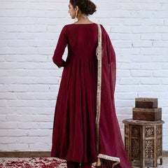 Women's Chanderi Silk Solid Kurti Pant Set with Silk Blend Dupatta